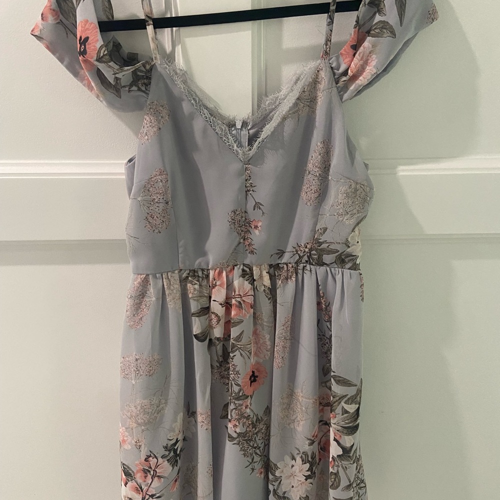 Lulu's gray/blue Lace-Trimmed Dress